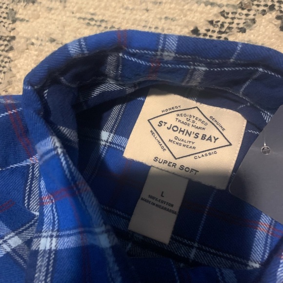 Men’s long sleeve button up flannel - Picture 5 of 8